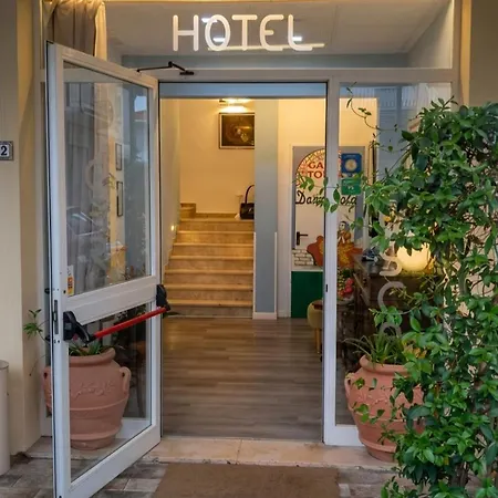 Garni Tosca Hotell *