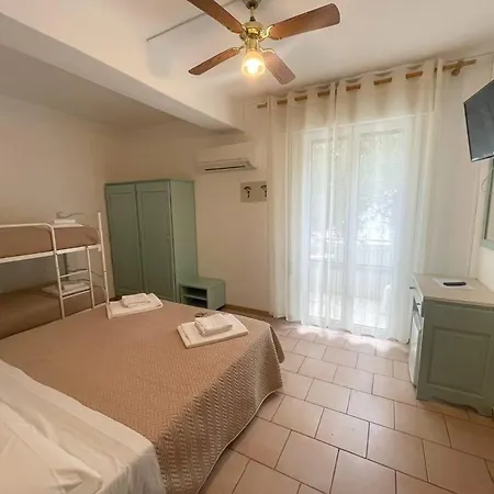 מלון Garni Tosca